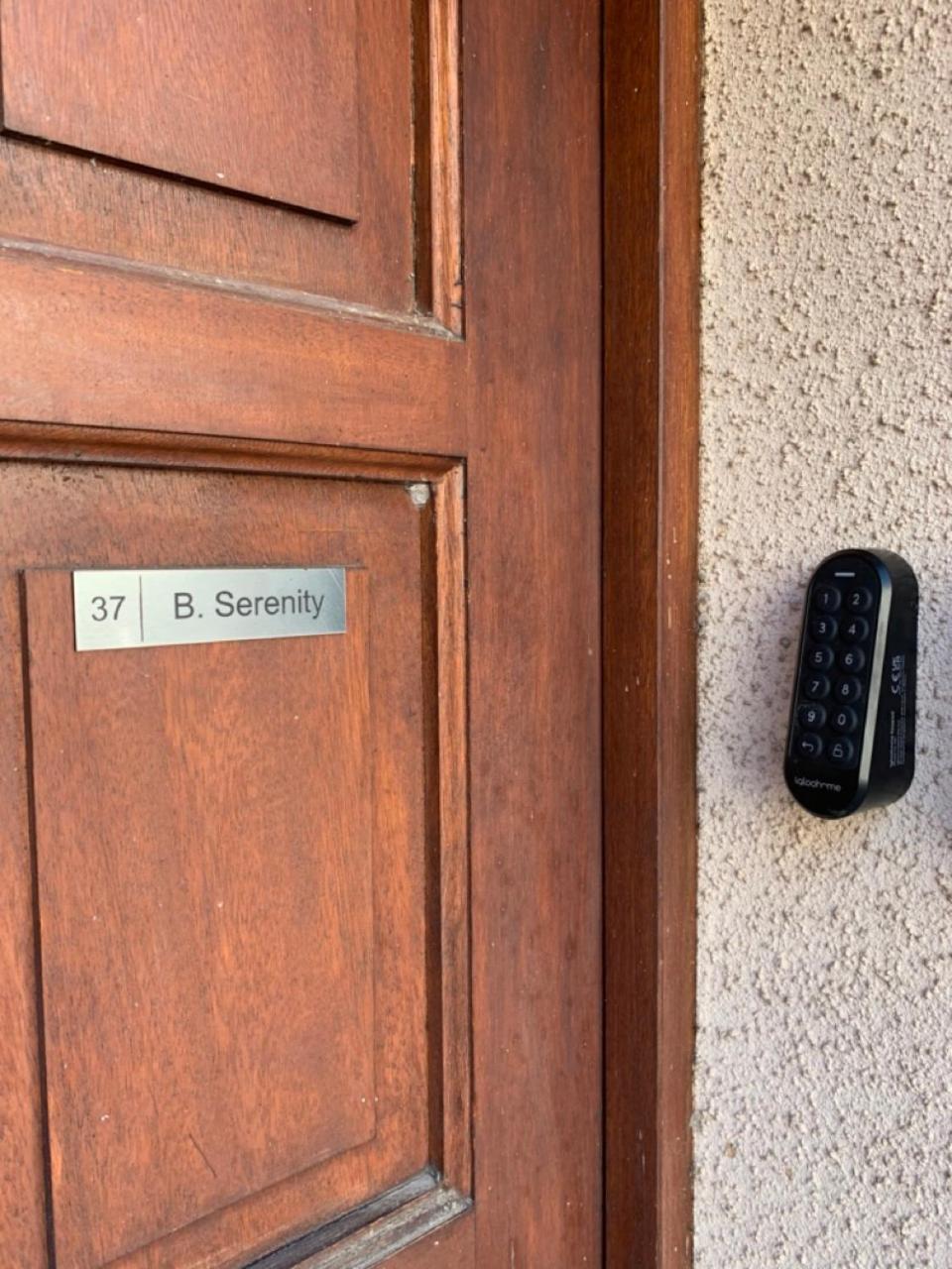 Bali Serenity Balneo Et Lit Rond Lagnieu Exterior photo